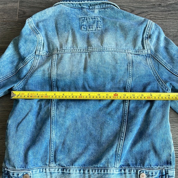 Forever21 acid wash denim jacket - Picture 3 of 3